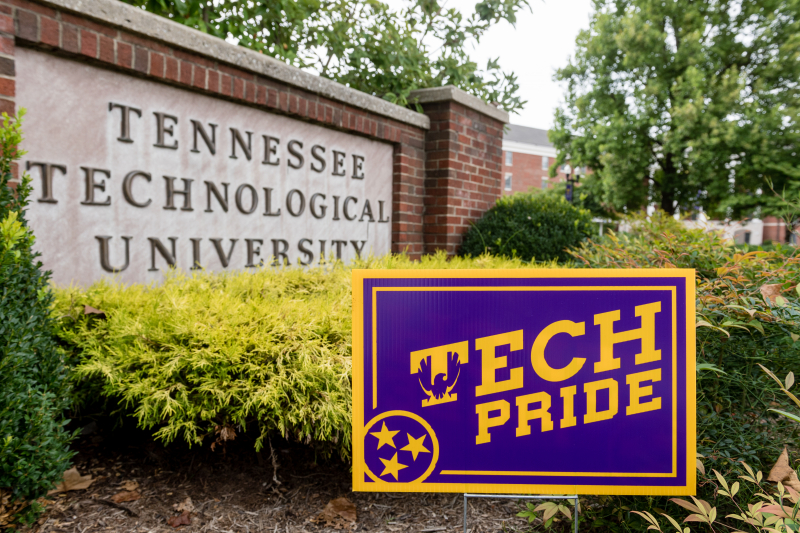 Tennessee Tech sign and a Tech pride sign