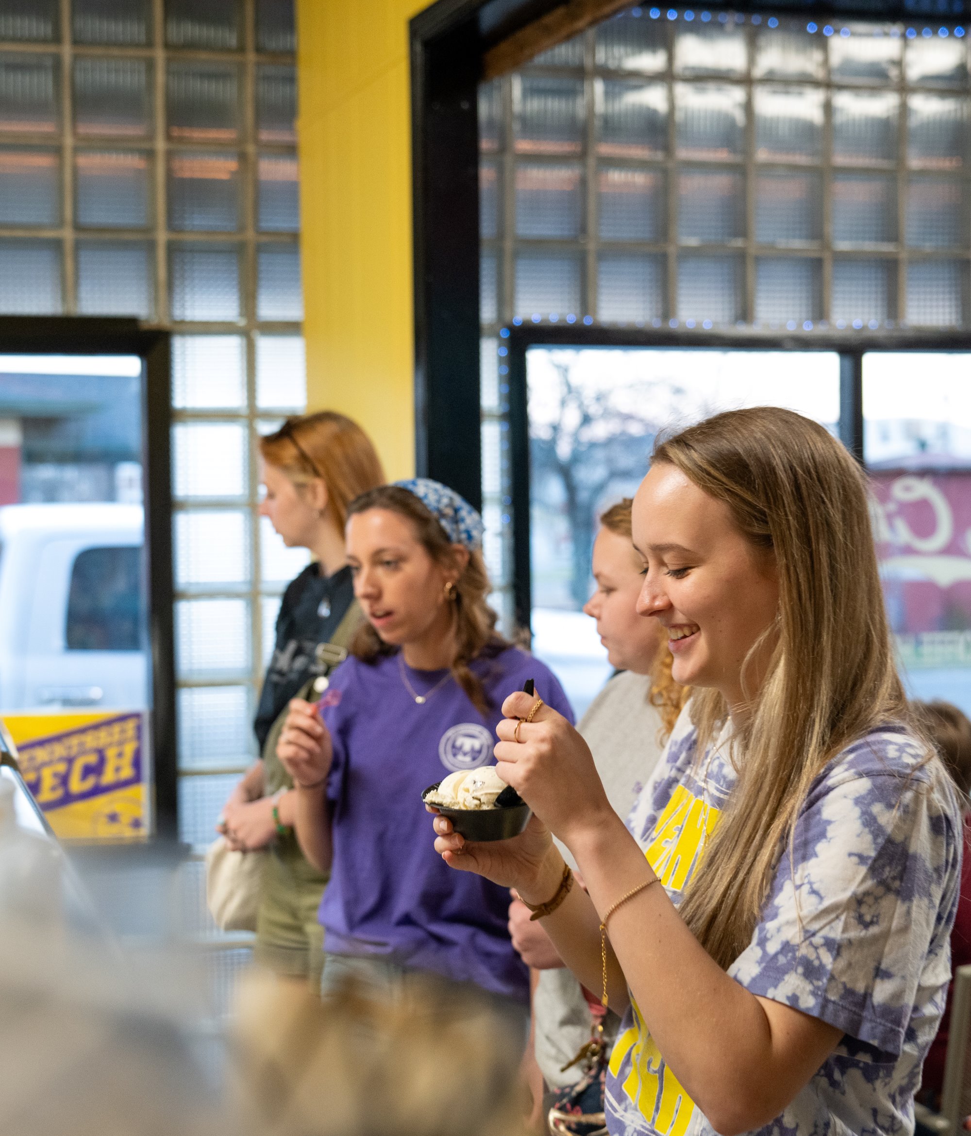 Students in Cookeville ordering ice cream