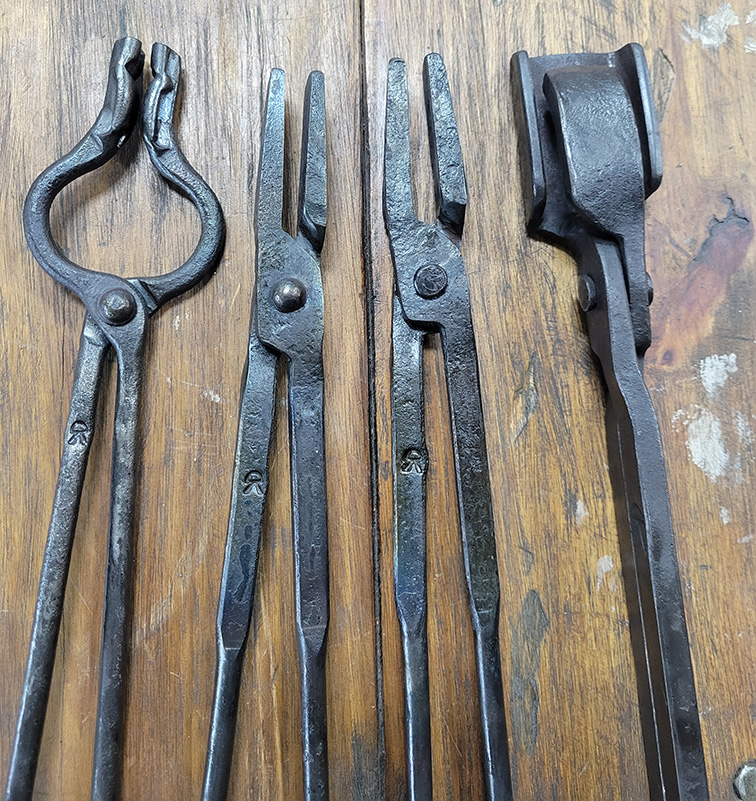 blacksmith tongs