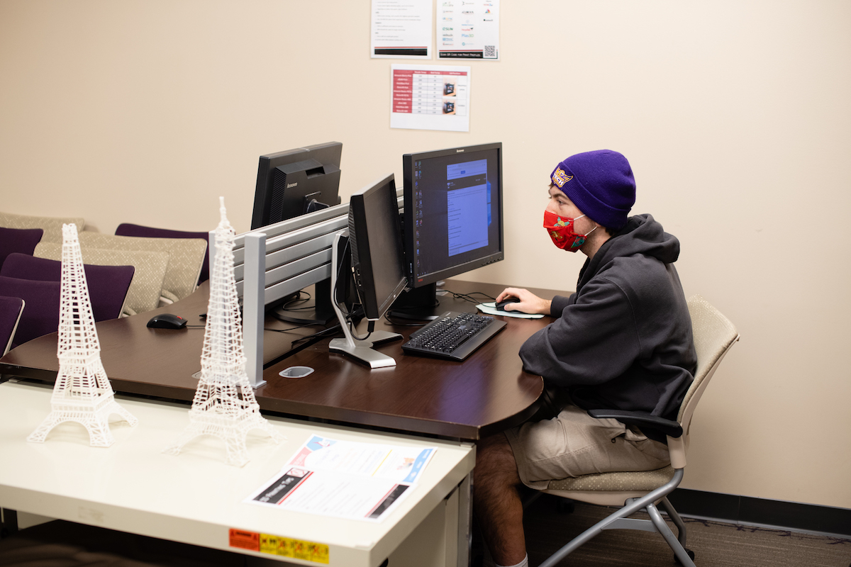Located on the third floor of the Volpe Library, the iMakerSpace helps students reach their creative potential by providing resources and knowledge to facilitate a culture of innovation and entrepreneurship for all Tech students, faculty and staff. 