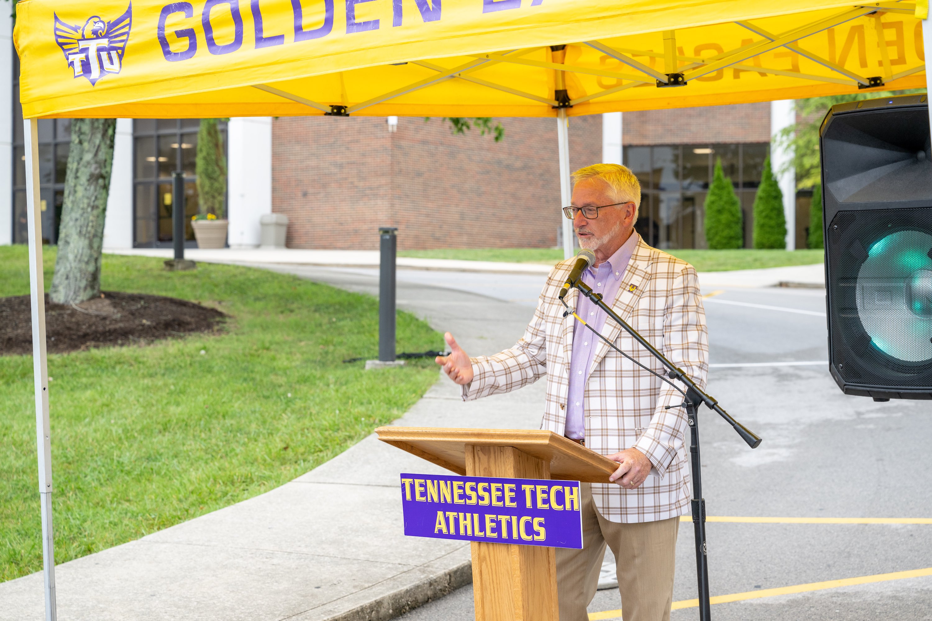 Tech President Phil Oldham delivers remarks at the naming ceremony for Noble Cody Circle.