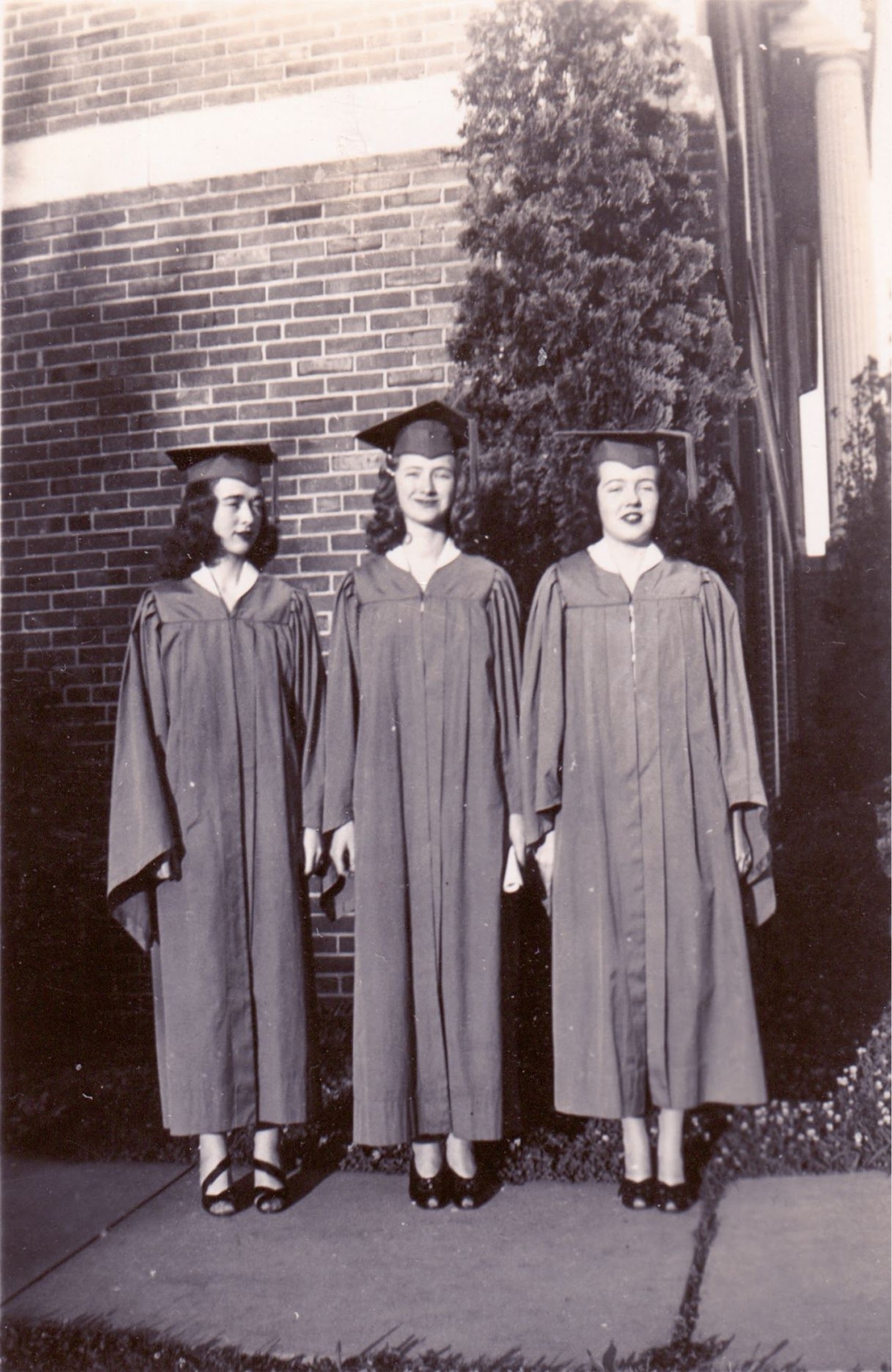 Clarice Hargrove with two of her cousins in 1950.